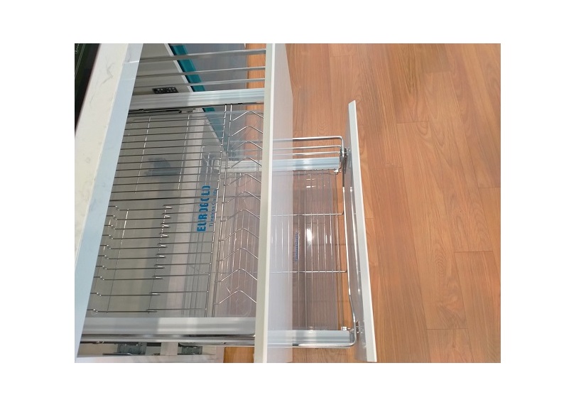 Giá phụ kiện tủ bếp inox phụ thuộc vào những yếu tố nào?
